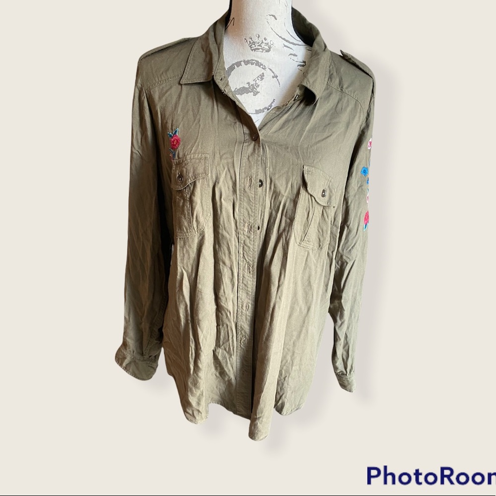 Torrid button down